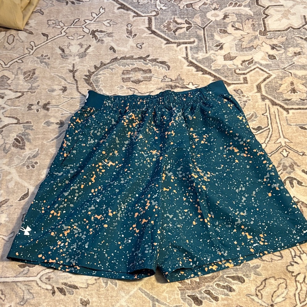 Under armour Teal and Orange Speckled Athletic Shorts size medium